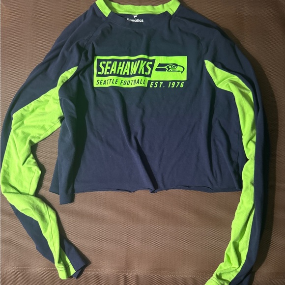 Tops - Seattle Seahawks cropped long sleeve tshirt
